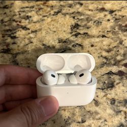 AirPods Pro Generation 2 (2024)