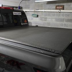 Nissan Frontier Tonneau Cover