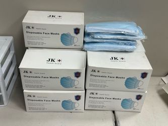 New 500 Disposable 3 Ply Face Masks