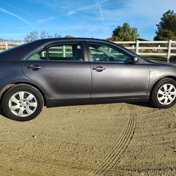 2010 TOYOTA CAMRY LE  CLEAN TITLE