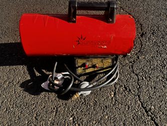 Sunnydaze 40,000 BTU Forced Air Propane Heater. 
