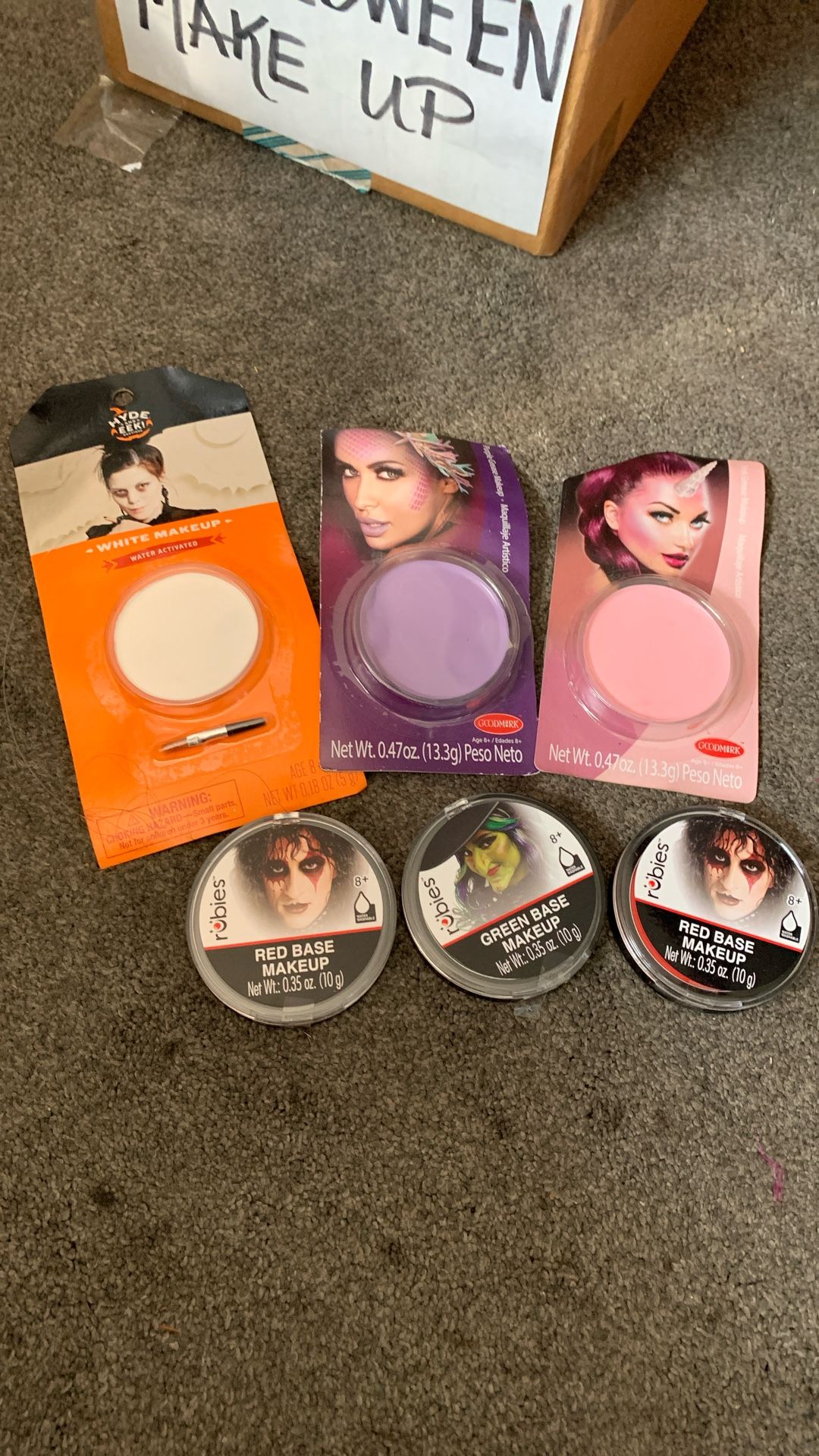 HALLOWEEN COSTUME MAKEUP ASSORTED COLORS