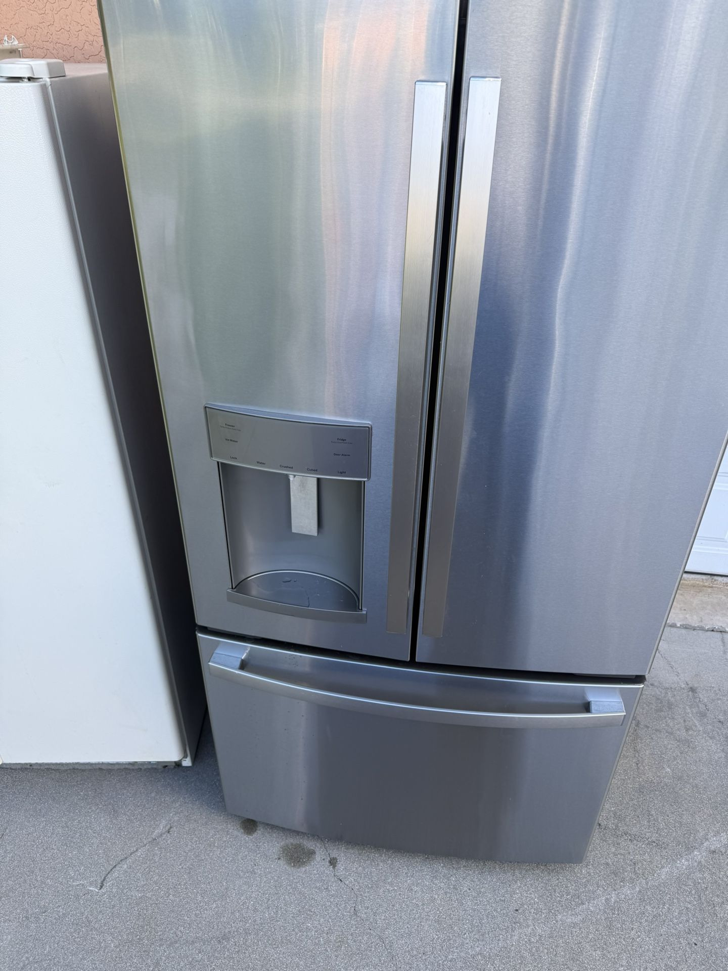 GE refrigerator