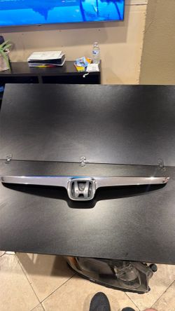 2006-2008 Honda Civic upper grille