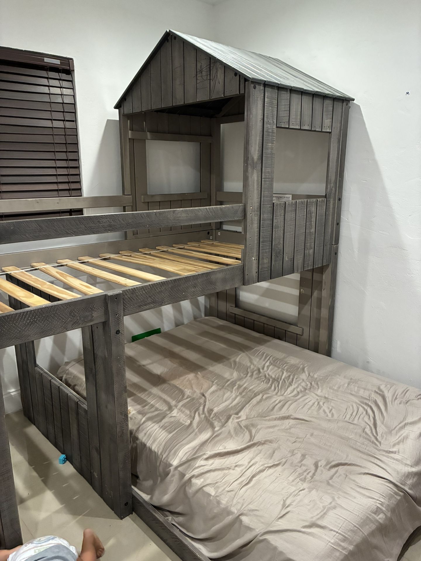 Bunk Bed