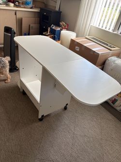 Sewing table , craft table, white, like new condition only 2 years old.