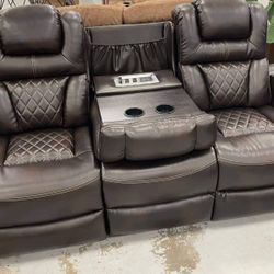 Brand New 🔥🔥Power Reclining Sofa/USB Charging 👍in Stock💧Free Delivery To Your Door