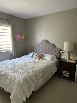 Full/queen headboard