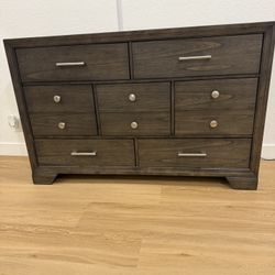 7 Drawer Dresser