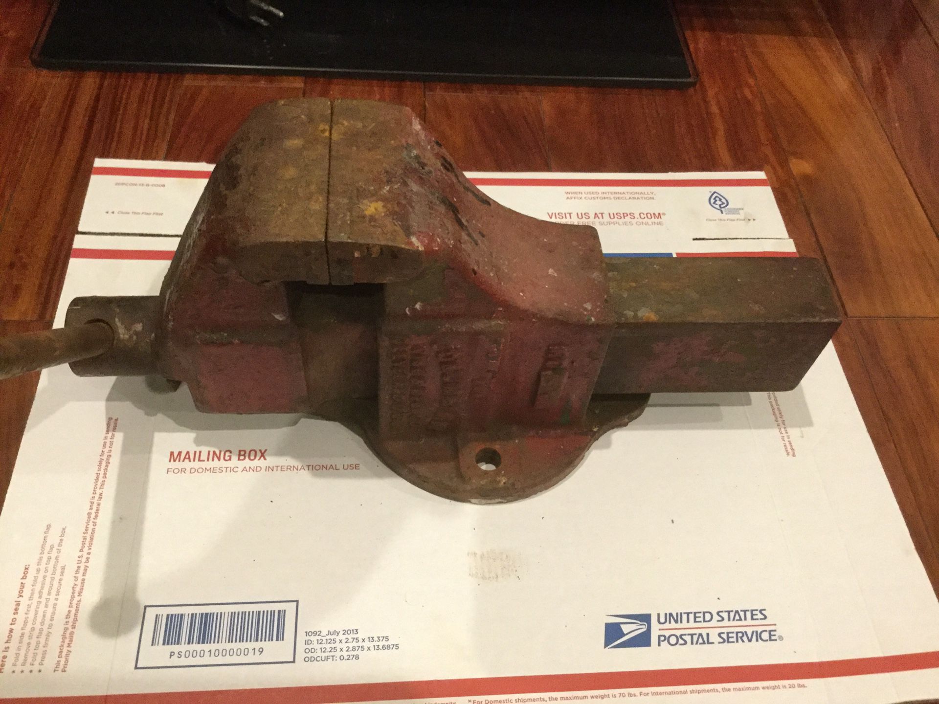 Vintage Columbian Bench Vise — Made in Cleveland, Ohio