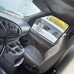 Ford E 350 Diesel 155k Miles With Hydraulics Liftgate