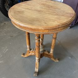 Antique End/Patio table