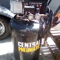 AIR COMPRESSOR
