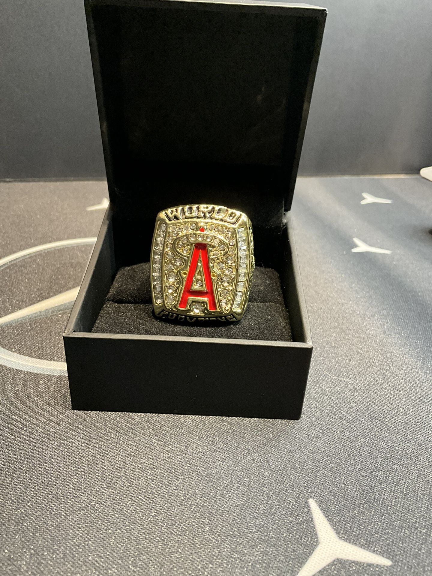 2002 Angels World Series Replica Ring