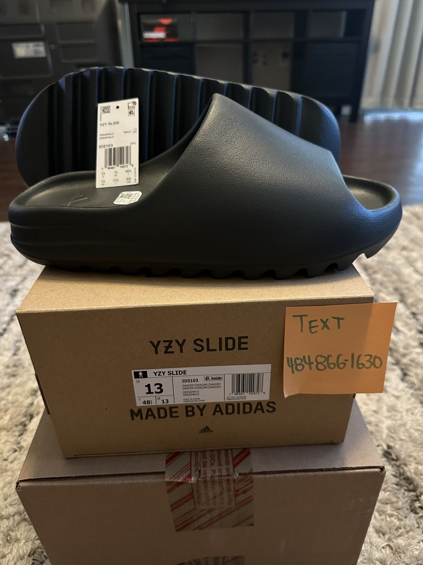 Adidas Yeezy Slide Dark Onyx Men Size 13