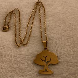 18” Gold Plated Necklace With Tree Pendant 