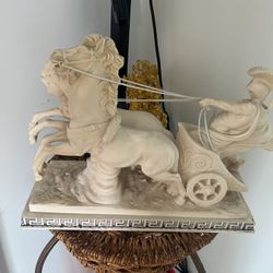 Beautiful Roman Statue 