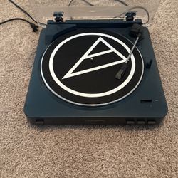 Audio Technica Record player