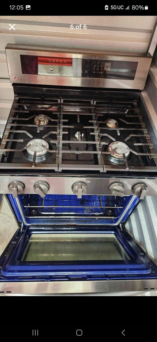 LG Gas Range Smart WiFi Enabled ProBake Convection InstaView With Air Fryer / Black Stainless Steel