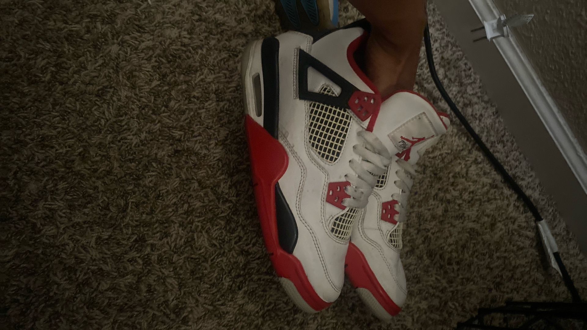 Jordan 4