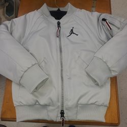 Air Jordan Bomber Jacket Kids Size 7 Gray