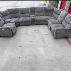 Sectional Recliner Sofa