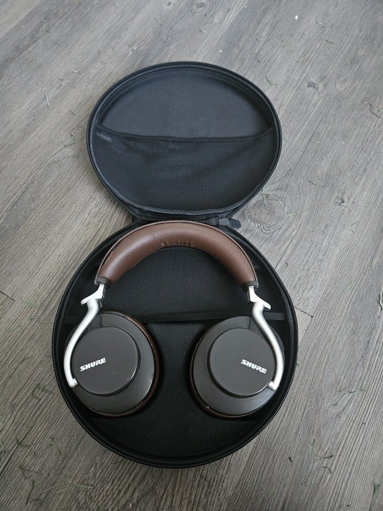 Shure Aonic 50 Wireless Headphones