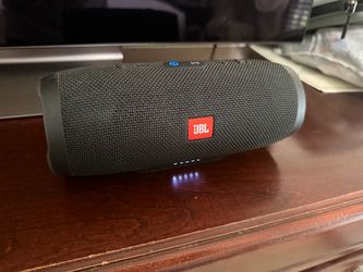 JBL Charge 3