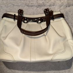 Coach Hampton Cream Leather Purse 