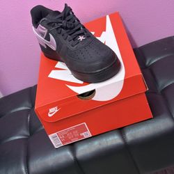 Black Nikes