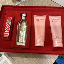 Estee Lauder New In Box Perfume Set