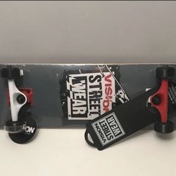 NEW Vision Streetwear Complete Skateboard 31" Maple Deck Kicktail Deck 