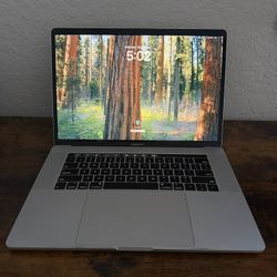 Macbook Pro (2018)