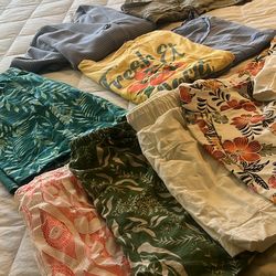 Colorful women's summer capsule, wardrobe