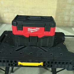 Milwaukee M18 2-Gallon Wet/Dry Vacuum (Tool Only) – Like New