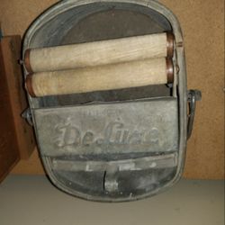 100+ Yr Old Patented USA De-Luxe Mop Bucket

