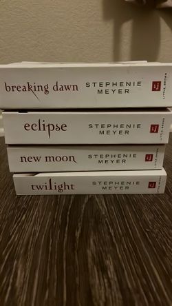 The Whole Twilight Saga Set ( White Paper Cover Edition)