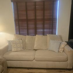 ☆☆American Signature 2x SOFAS ☆RECLINES☆ MUST SELL!!