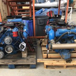 Twin 350 marine engines