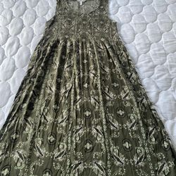 Dress 