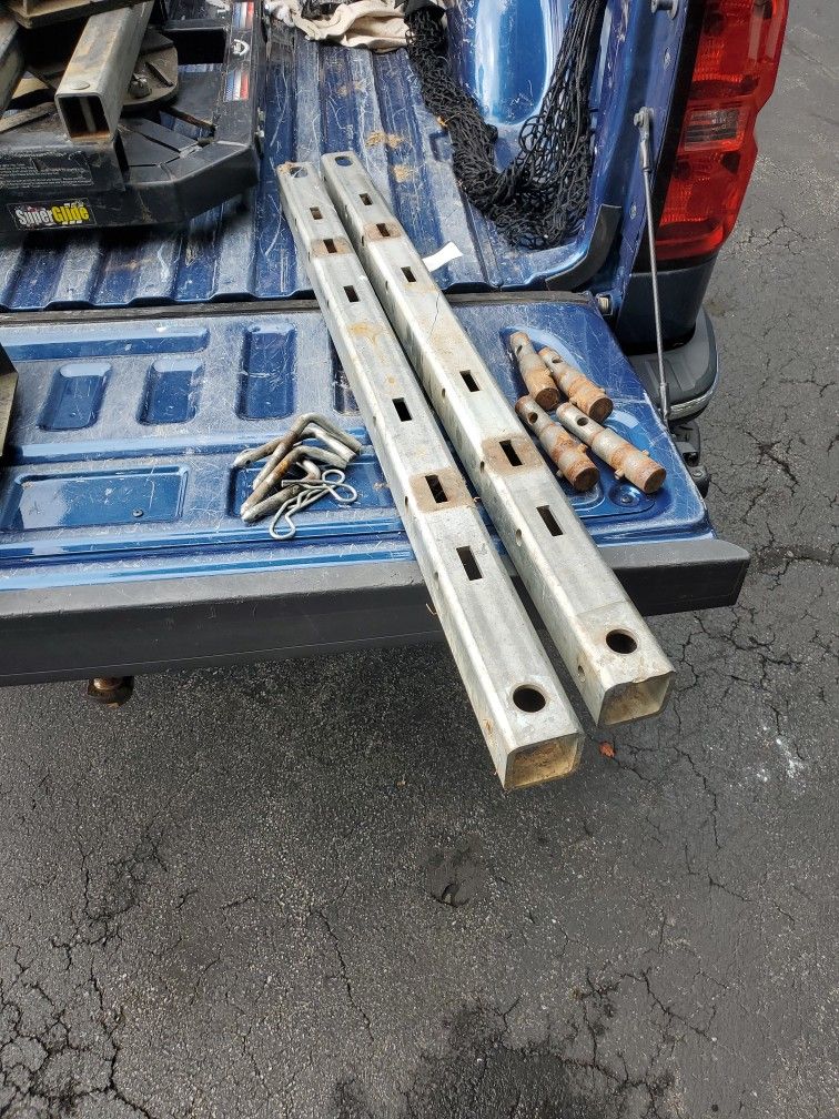 Pullrite Superglide Or Reese Rail Adaptor.