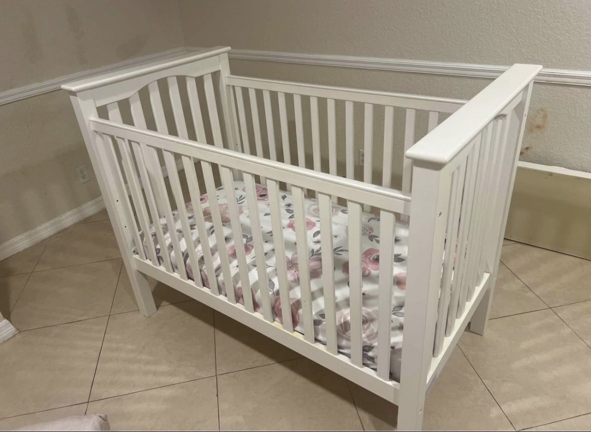 Pottery Barn Kendall Crib