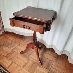 Vintage 1960s Mahogany Pedestal Side Table with Drawer