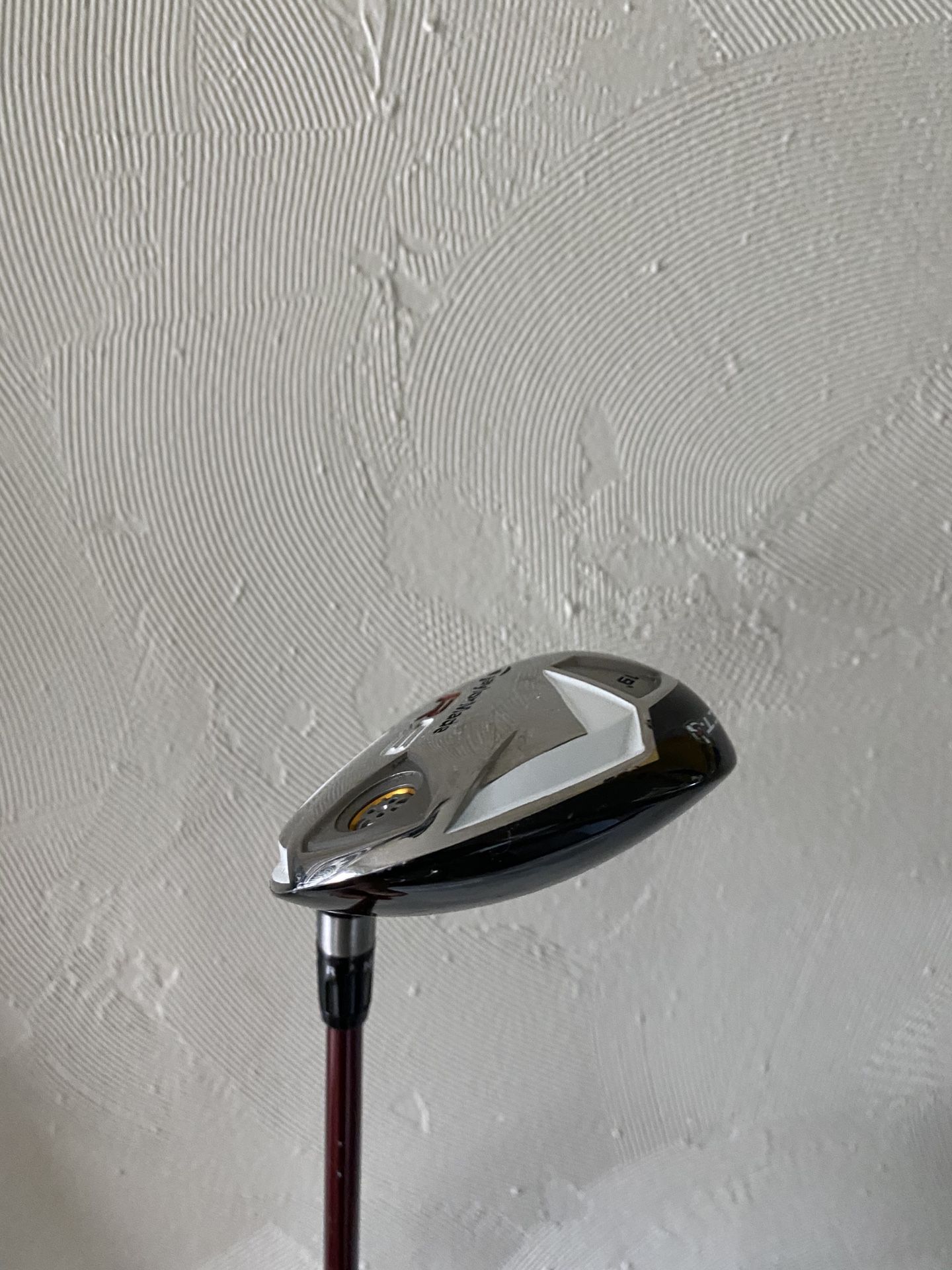 Taylormade Left Handed R9 5 wood