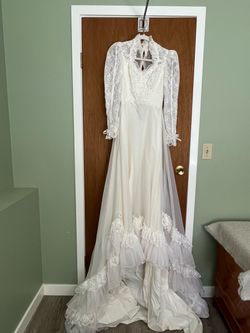 Wedding gown