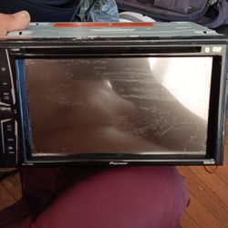 Pioneer Avh-220 Ex Touchscreen Car Radio Bluetooth Dvd. Missing Harness 