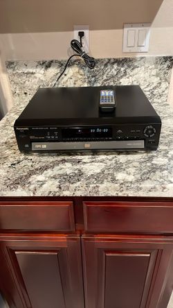 Panasonic DVD/Video CD/CD Player-CV50 5 Disc Changer