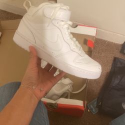 Nike White mid