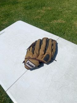 Gd Cond. All Leather Franklin 14” Soft/Baseball Glove