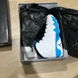 Jordan 9 Retro Powder Blue Size 10